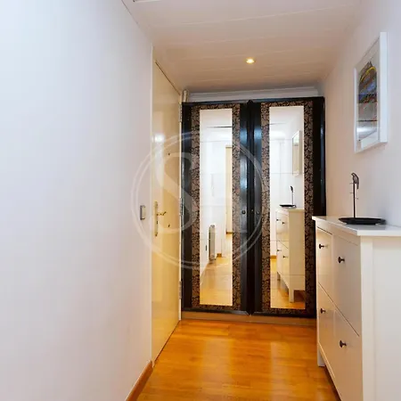 Apartment Charming Near The *